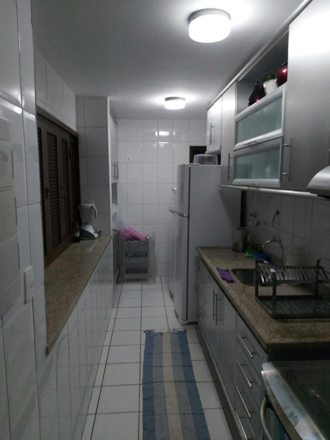 Apartamento Em Guarajuba 200M Da Praia Camaçari Eksteriør bilde